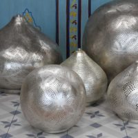 Stolová strieborná lampa Qahira D33 2